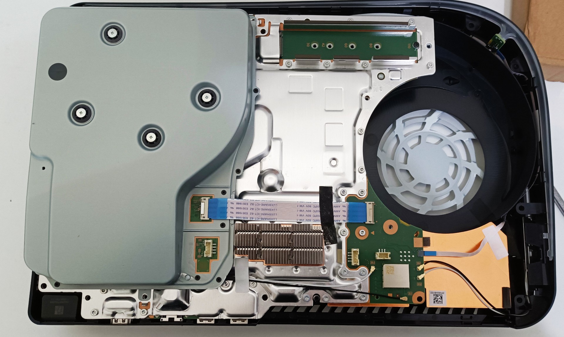 记一次错误的ps5拆机记录