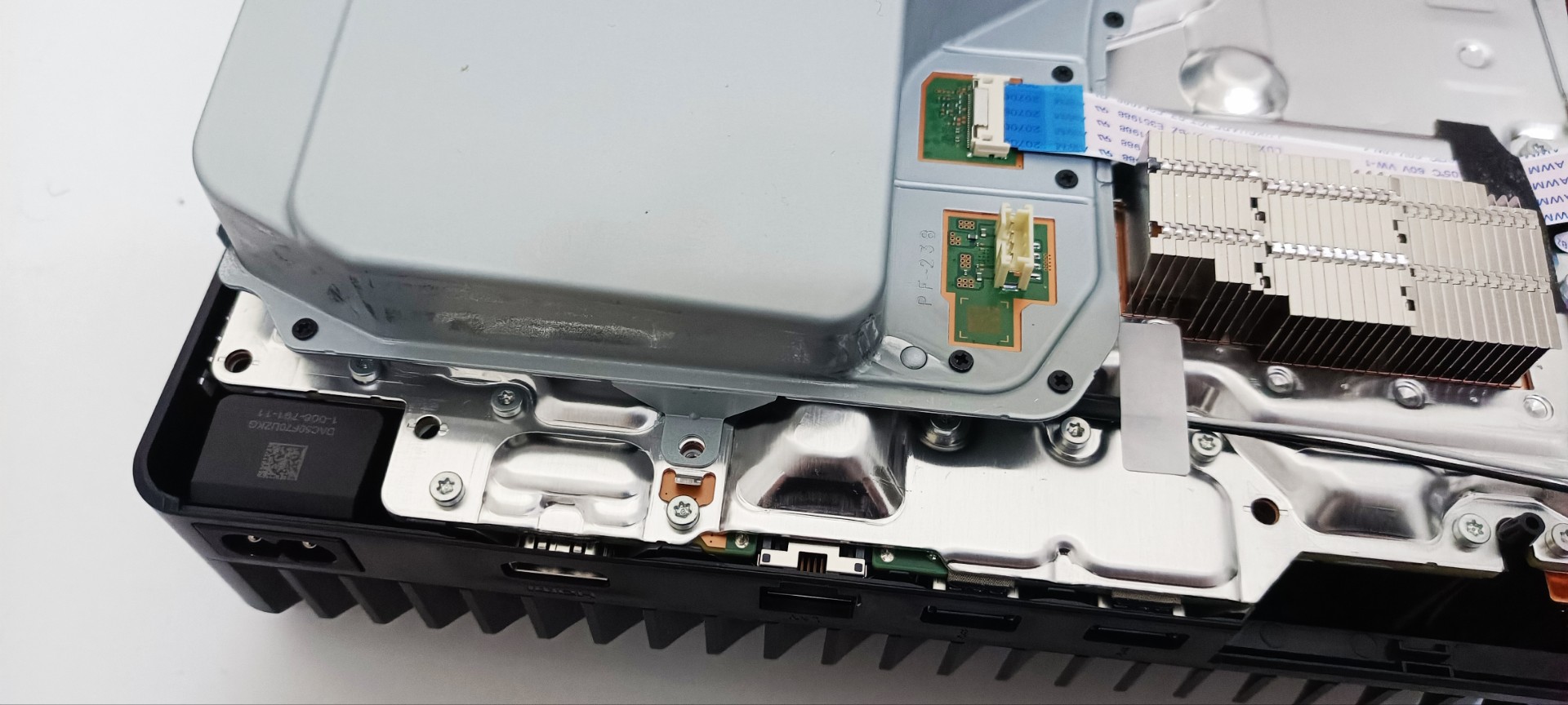 记一次错误的ps5拆机记录